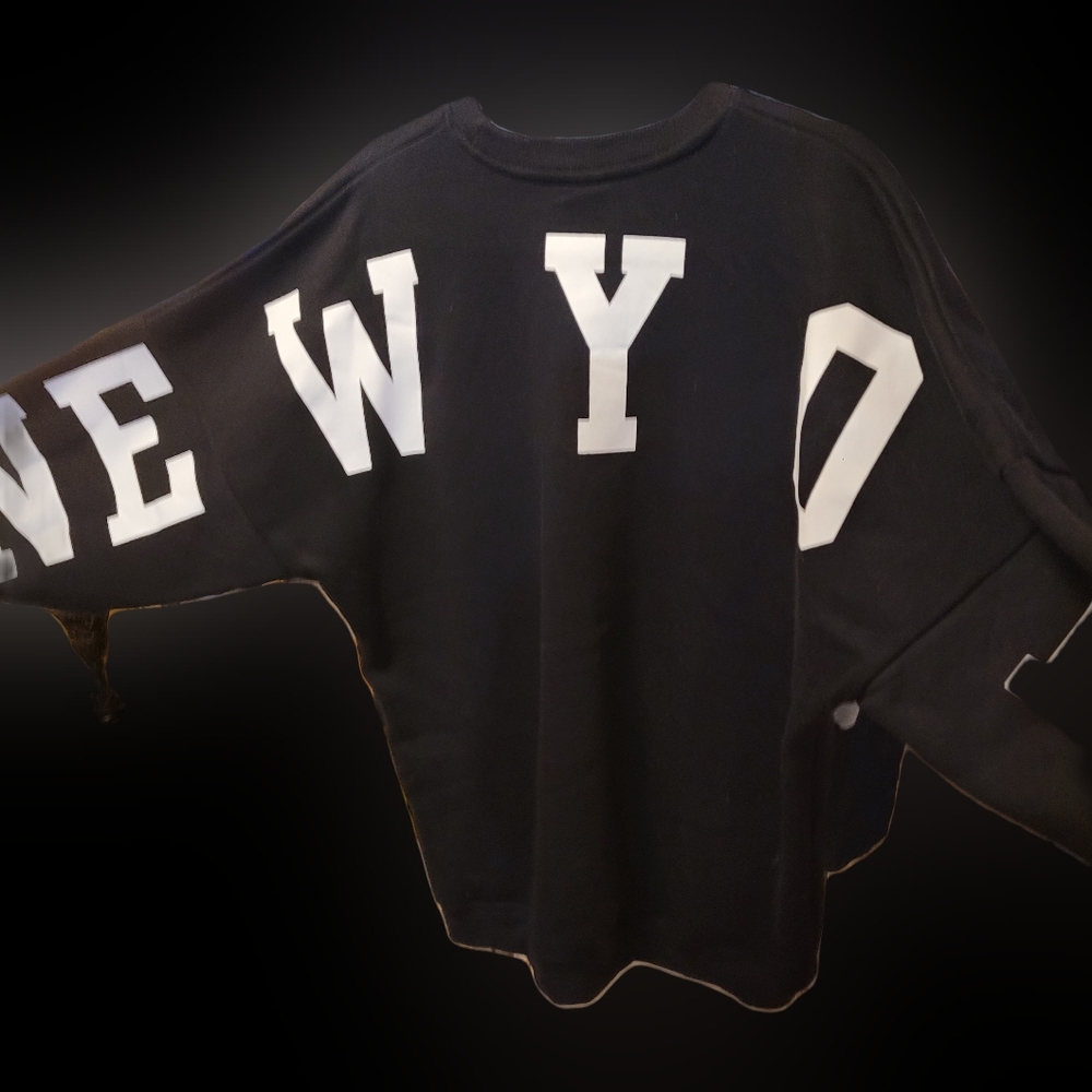 29-relax basic is beautiful oversized sweatshirt New York on back